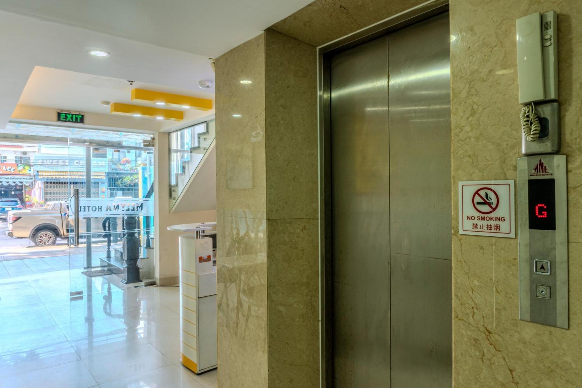 Melyna Hotel Nha Trang Beach Exterior foto
