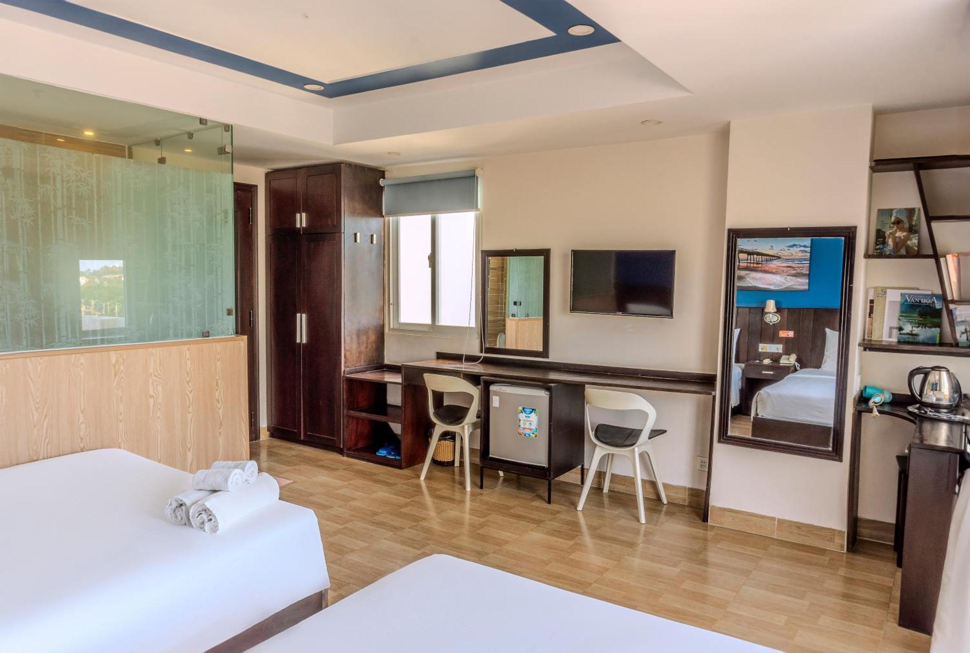 Melyna Hotel Nha Trang Beach Exterior foto