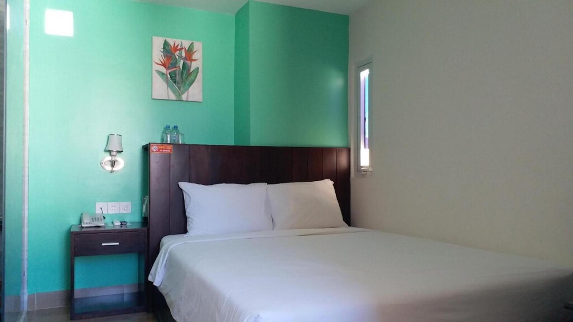 Melyna Hotel Nha Trang Beach Exterior foto